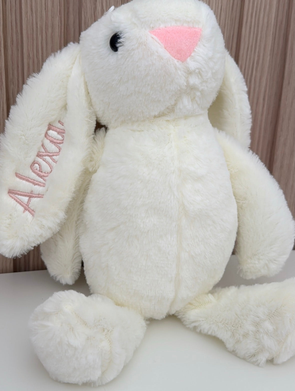 Personalized Bunny – Conejito Bordado con Nombre